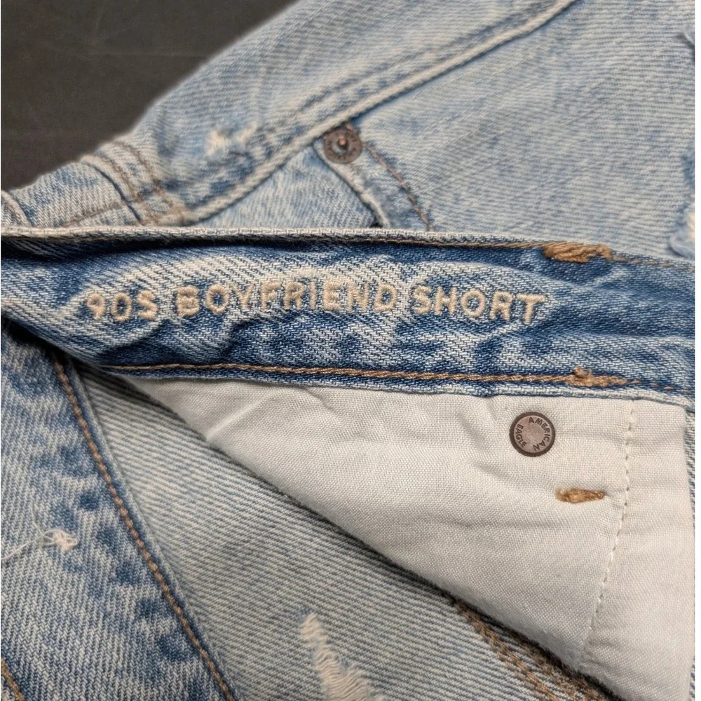 American Eagle 90s Boyfriend Shorts Ripped‎ Thrashed Distressed Denim Womens 14